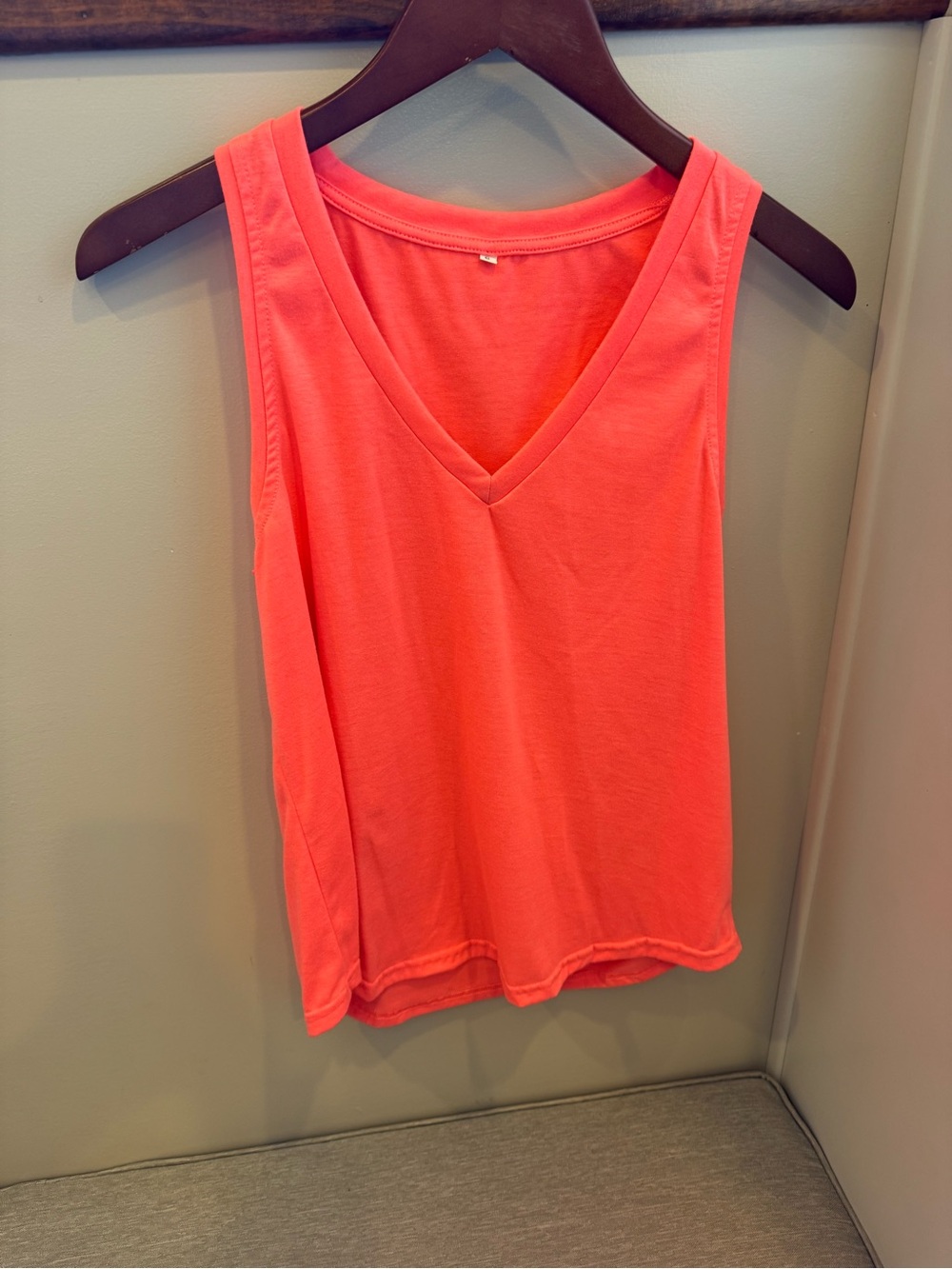 Sleeveless V-Neck Tank Top in Coral